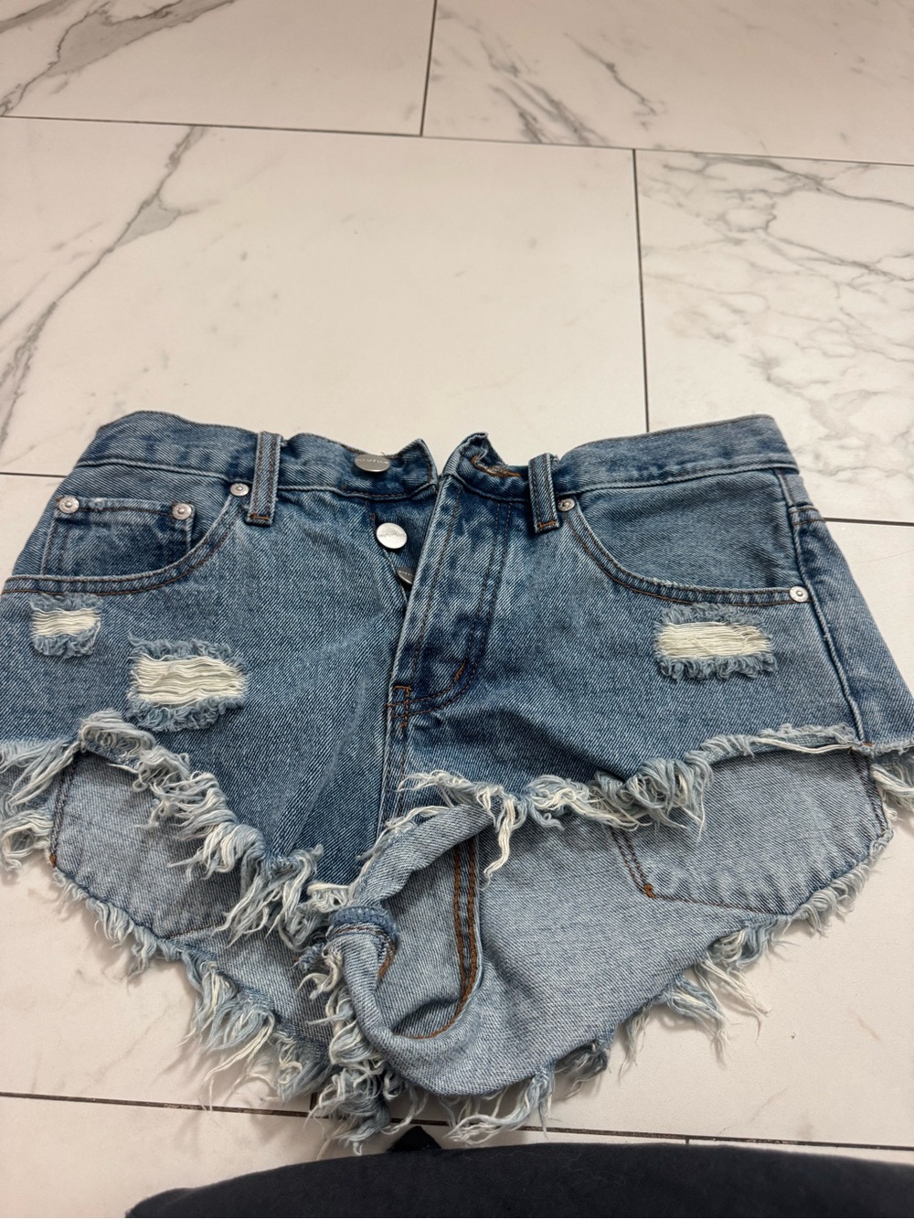 superdown Distressed Frayed High-Rise Denim Shorts - Light Blue
